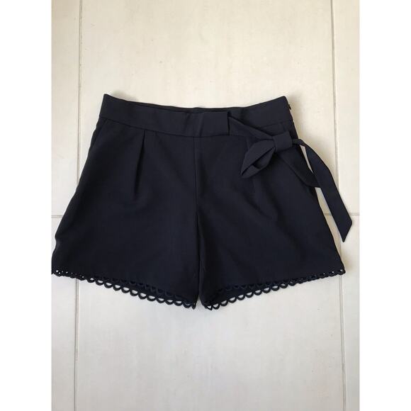 Banana Republic Pleated Shorts Belted Crochet Hem - Picture 1 of 8